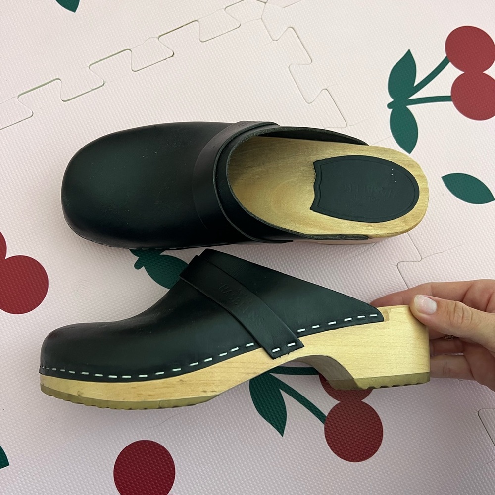 Black Swedish Hasbeens size 38 great condition